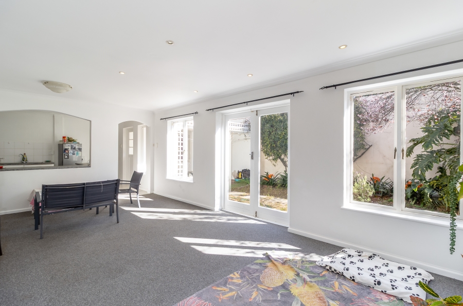 To Let 2 Bedroom Property for Rent in Wynberg Western Cape